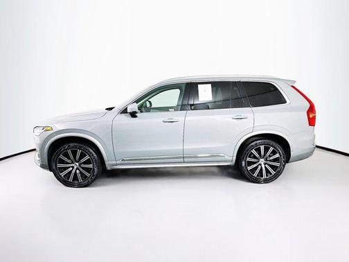 2025 Volvo XC90 Core