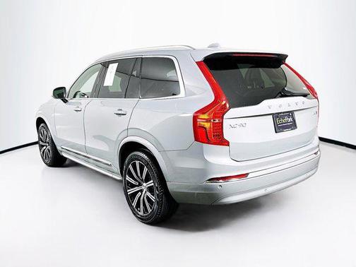 2025 Volvo XC90 Core