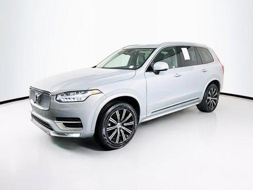 2025 Volvo XC90 Core