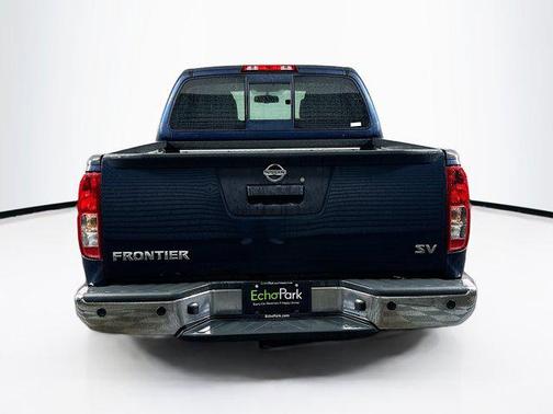 Arctic Blue Metallic 2018 Nissan Frontier SV