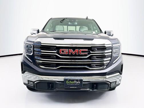 Titanium Rush Metallic 2022 GMC Sierra 1500 SLT