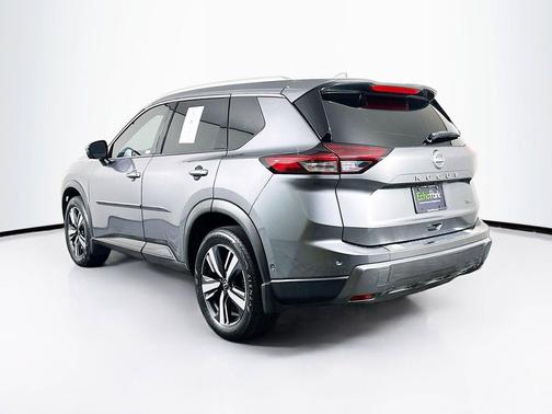 Gun Metallic 2024 Nissan Rogue SL