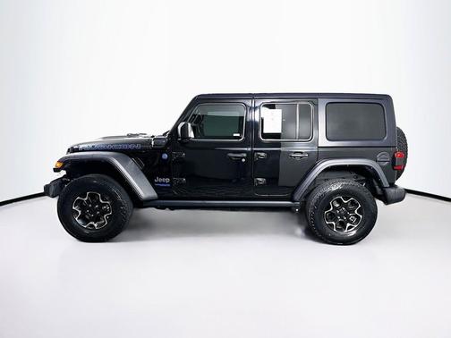 Black Clearcoat 2022 Jeep Wrangler Unlimited Rubicon