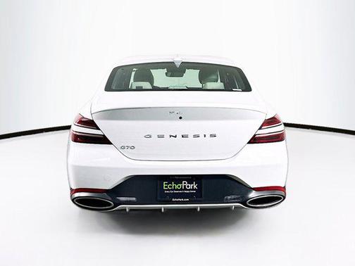 2025 Genesis G70 2.5T