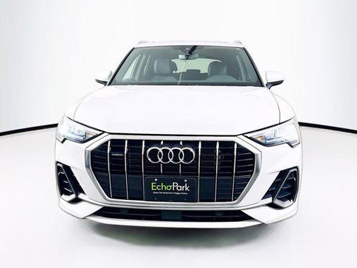 2022 Audi Q3 45 S line Premium