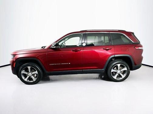 Velvet Red Pearlcoat 2023 Jeep Grand Cherokee Limited