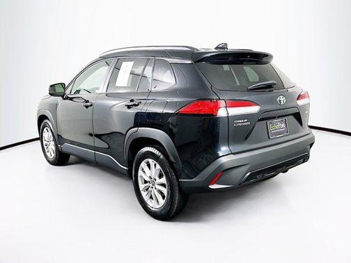 2025 Toyota Corolla Cross LE