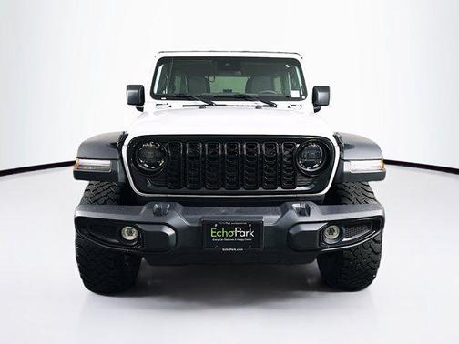 Bright White Clearcoat 2025 Jeep Wrangler Willys