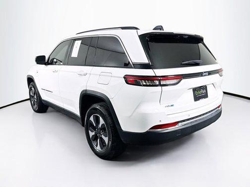 2022 Jeep Grand Cherokee 4xe Base