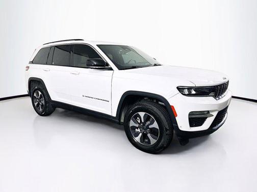 2022 Jeep Grand Cherokee 4xe Base