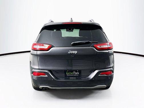 2018 Jeep Cherokee Overland