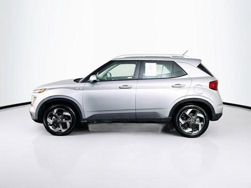 Shimmering Silver 2025 Hyundai VENUE SEL