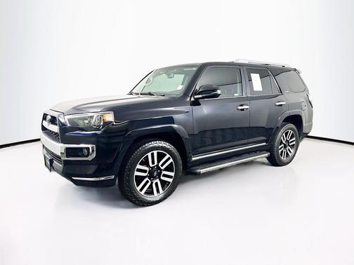 Midnight Black Metallic 2018 Toyota 4Runner SR5