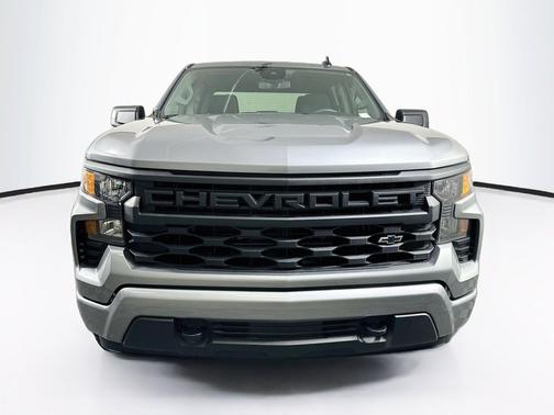 Sterling Gray Metallic 2025 Chevrolet Silverado 1500 Custom