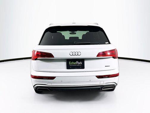 2022 Audi Q5 45 S line Premium Plus