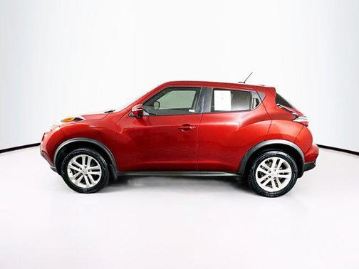 Cayenne Red 2015 Nissan Juke SV