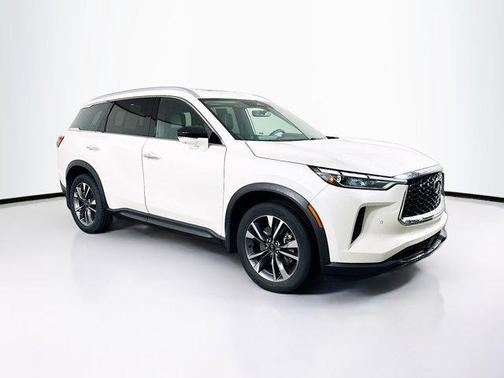 Majestic White 2023 INFINITI QX60 Luxe