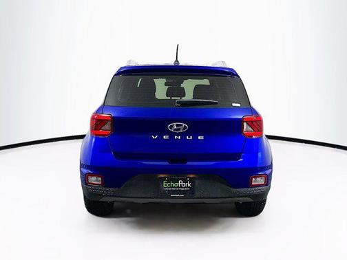 2023 Hyundai VENUE Limited