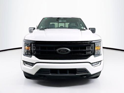Oxford White 2023 Ford F-150 XLT