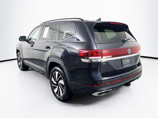 2024 Volkswagen Atlas 2.0T SE w/Technology 4MOTION
