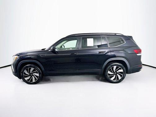 2024 Volkswagen Atlas 2.0T SE w/Technology 4MOTION