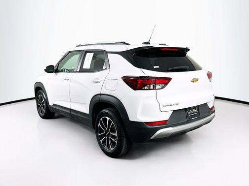 Summit White 2025 Chevrolet Trailblazer LT