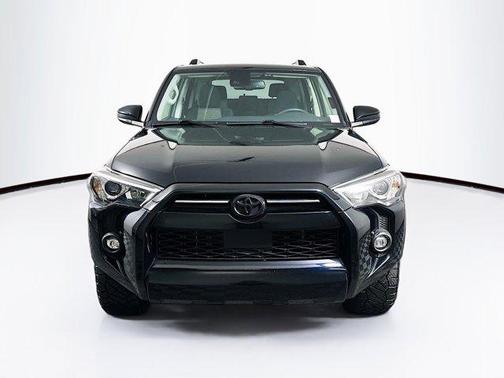Midnight Black Metallic 2022 Toyota 4Runner SR5