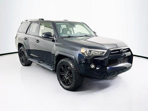 Midnight Black Metallic 2022 Toyota 4Runner SR5