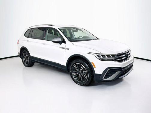 2024 Volkswagen Tiguan 2.0T SE 4MOTION