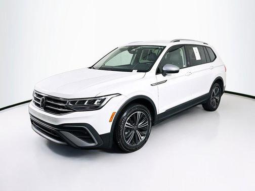2024 Volkswagen Tiguan 2.0T SE 4MOTION