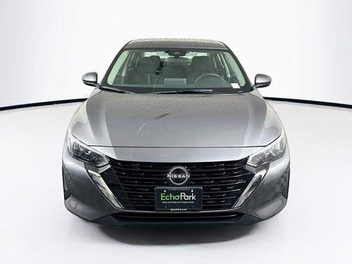 Gun Metallic 2024 Nissan Sentra SV