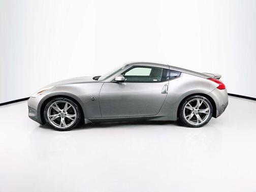 2009 Nissan 370Z Base