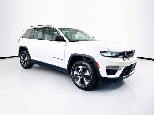 Bright White Clearcoat 2024 Jeep Grand Cherokee 4xe Base
