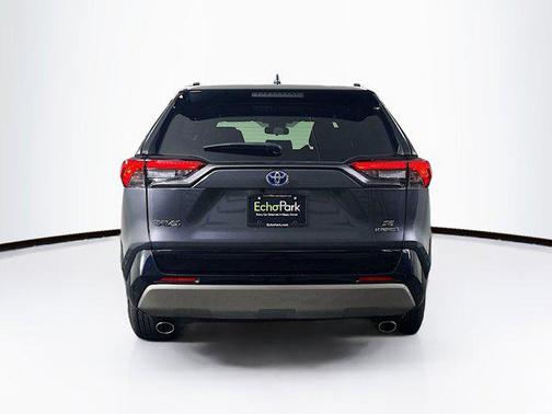 2023 Toyota RAV4 Hybrid SE