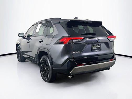 2023 Toyota RAV4 Hybrid SE