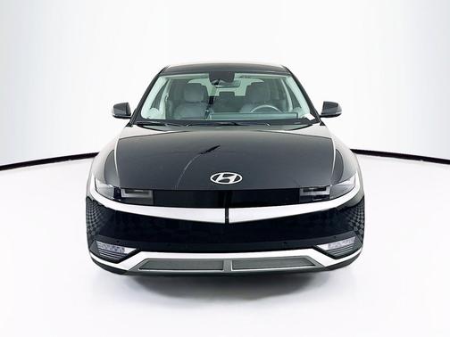 Abyss Black 2024 Hyundai IONIQ 5 SEL
