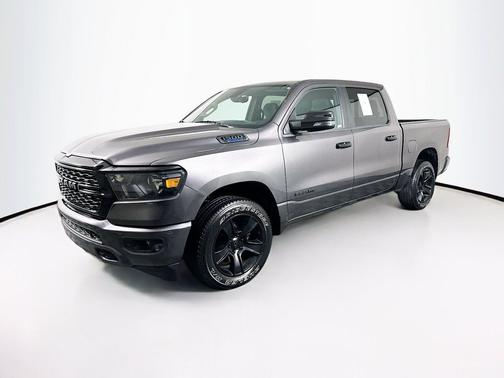 Granite Crystal Metallic Clearcoat 2024 RAM 1500 Big Horn/Lone Star