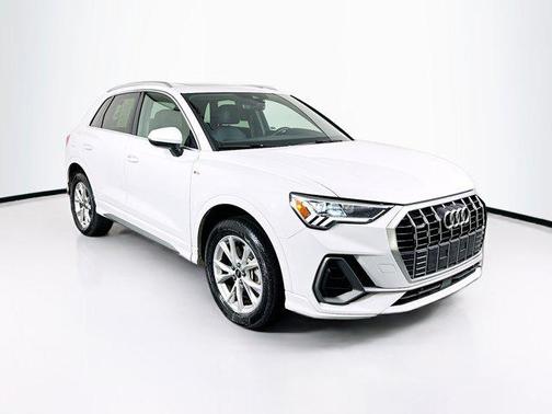 2025 Audi Q3 S line Premium