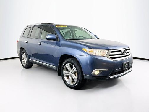 Blue 2013 Toyota Highlander Limited