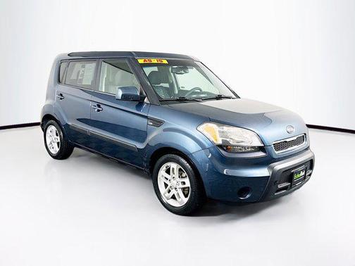 2011 Kia Soul +
