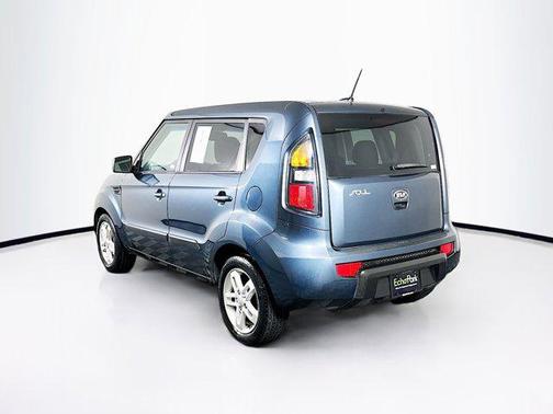 2011 Kia Soul +
