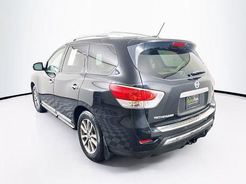 2016 Nissan Pathfinder SL