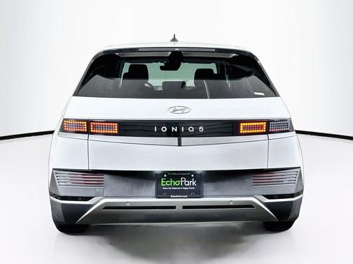 Atlas White 2024 Hyundai IONIQ 5 SEL
