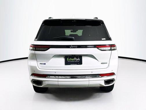 2022 Jeep Grand Cherokee 4xe Overland