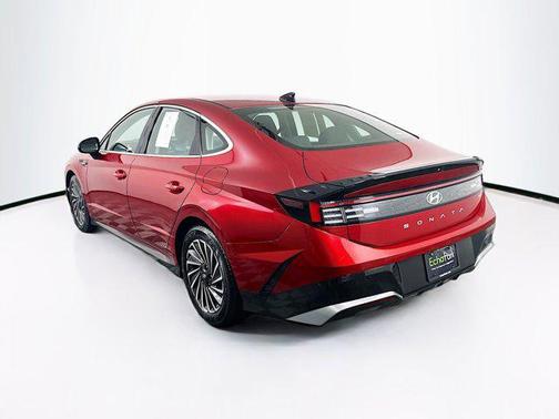 2025 Hyundai SONATA Hybrid SE