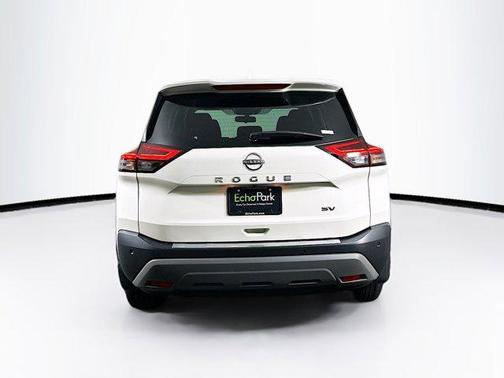 Pearl White Tricoat 2023 Nissan Rogue SV
