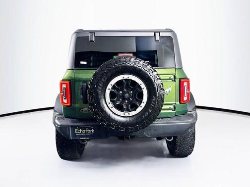 Eruption Green Metallic 2022 Ford Bronco Badlands