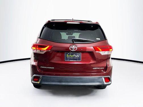 2018 Toyota Highlander Limited Platinum