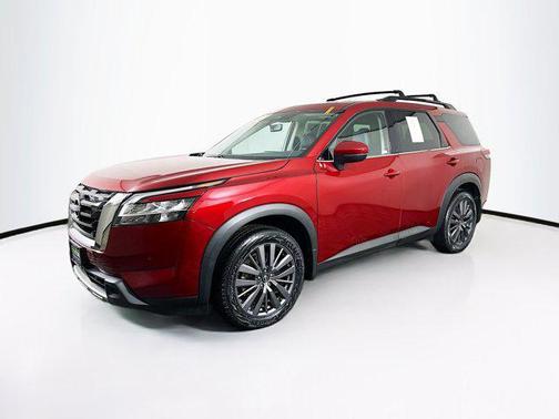 2024 Nissan Pathfinder SL