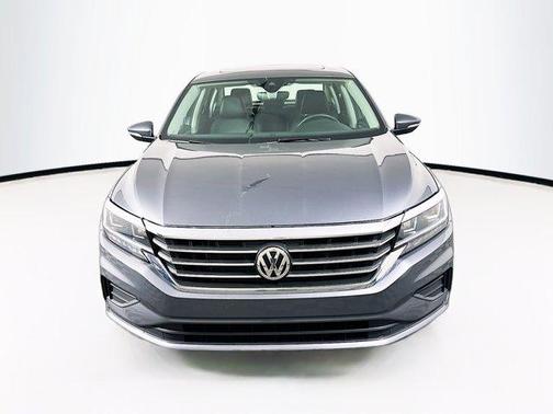 2022 Volkswagen Passat 2.0T SE